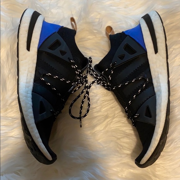 Adidas Flynit - Picture 4 of 7